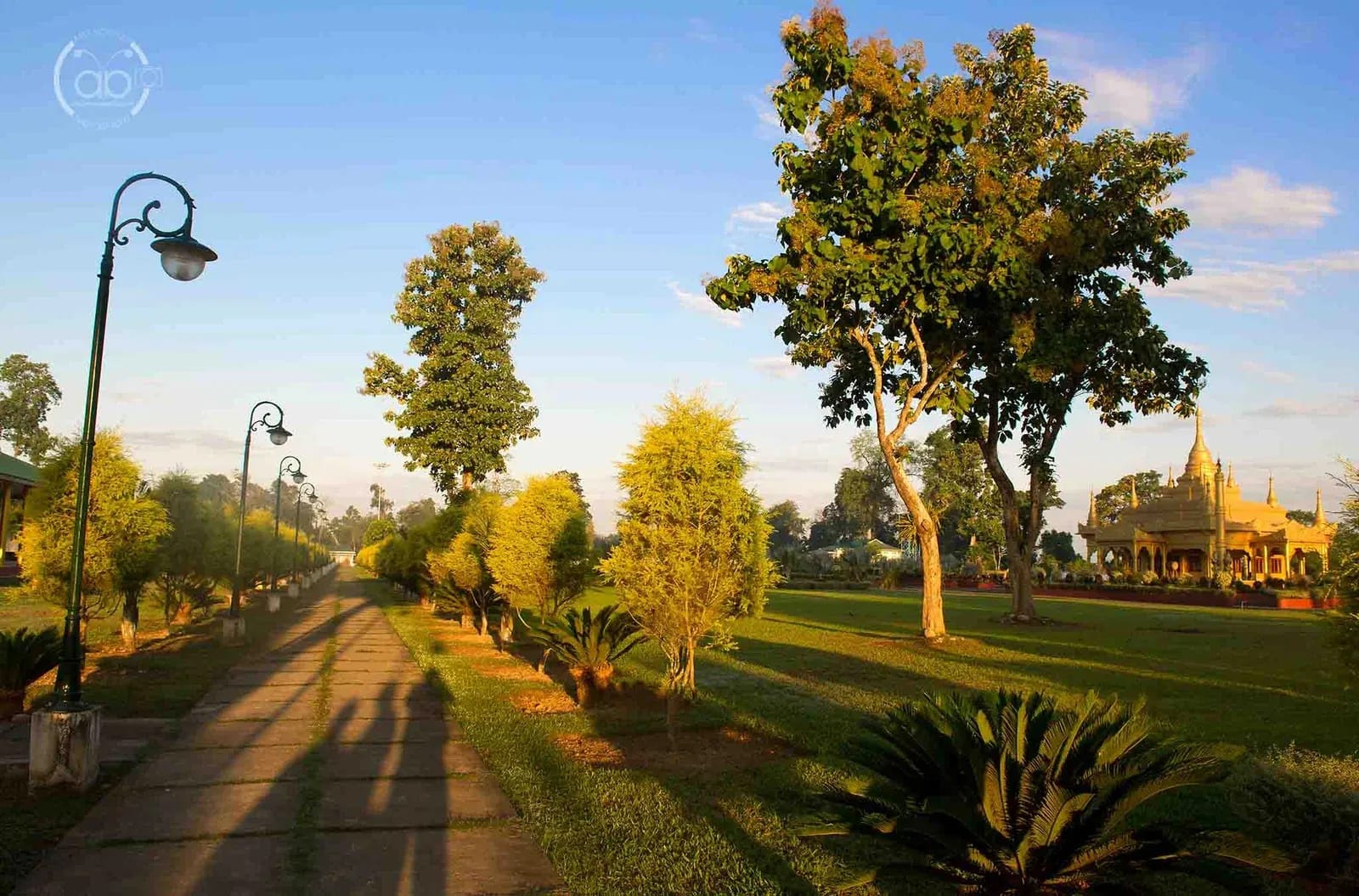 Golden Pagoda at Golden hours