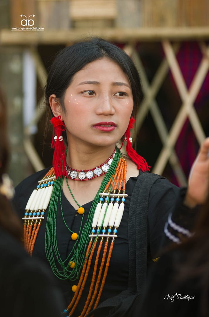 Burmese Girl in PPIF